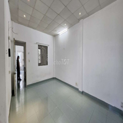 Cho thuê nhà nguyên căn 2 tầng, 3PN 200m2 giá chỉ 14tr