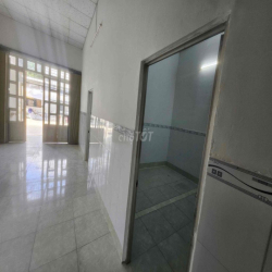 Cho thuê nhà trệt nguyên căn 6,7x11m 2phòng phù hợp kinh doanh và ở