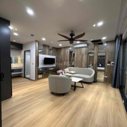 Căn Hộ 1 Phòng Ngủ Ban Công Full Nội Thất Cao Cấp Trần Quang Diệu ,Q3