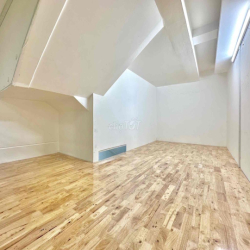 mặt bằng Mặt Tiền Kinh Doanh Chổ Ngủ Lại Ngay Bà Hom - Đường