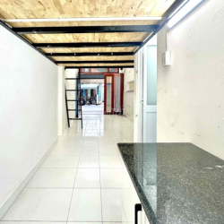 mặt bằng Mặt Tiền Kinh Doanh Chổ Ngủ Lại Ngay Bà Hom - Đường