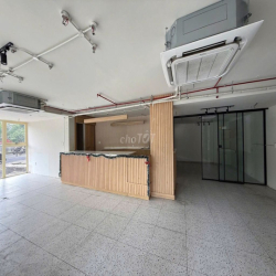 Cho thuê MB góc Hoàng Sa,Tân Định, Q1 170m2 sàn - 45tr lối đi riêng