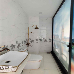 Nhà MT khu Tên Lửa 6x20 hầm 3 Lâu,6 phòng có máy lạnh
