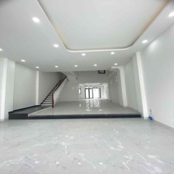 CHO THUÊ NHÀ PHỐ 4 TẦNG 4 PHÒNG 6*20 KDC LIÊN PHƯỜNG SÀN TRỐNG SUỐT