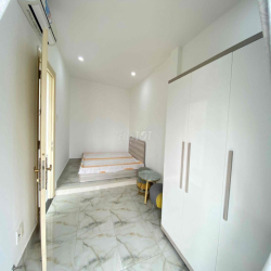 PN TÁCH BẾP 50m2 BAN CÔNG SIÊU RỘNG TRUNG TÂM QUẬN 7 GẦN KINH TẺ