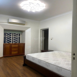 Cho thuê chung cư CT5 Sudico Mỹ Đình - 142m2/3PN