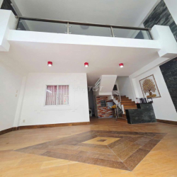 🔥HẺM XE TẢI 1/ LŨY BÁN BÍCH - 5,5X10M 4 TẤM 4PN- GẦN HÒA BÌNH,TÔ HIỆU