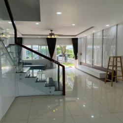 Cho thuê nhà nhà phố melosa garden khang điền 4pn dt 5x23m =115m2 16tr