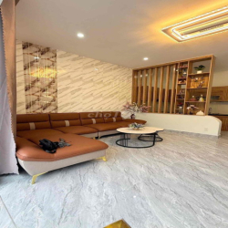 CHO THUÊ NHÀ CẤP 4 KIỆT OTO - ĐẦY ĐỦ NỘI THẤT 2PN GẦN CHỢ BÌNH KÌ