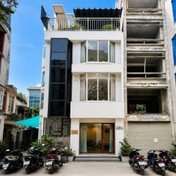 CHO THUÊ NHÀ 25 NGUYỄN BỈNH KHIÊM, QUẬN 1 - 5x11m - 4 TẦNG - 33 TRIỆU