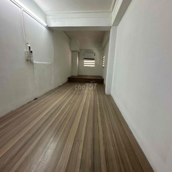 cho thuê phòng có gác máy lạnh .không chung chủ .giờ giấc tự do