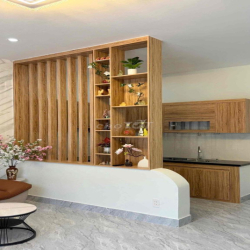 CHO THUÊ NHÀ CẤP 4 KIỆT OTO - ĐẦY ĐỦ NỘI THẤT 2PN GẦN CHỢ BÌNH KÌ