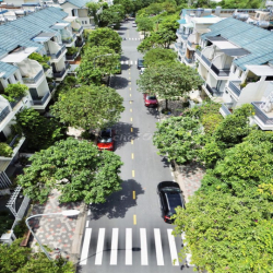 Cho thuê nhà phố kdc senturia vườn lài, an phú đông