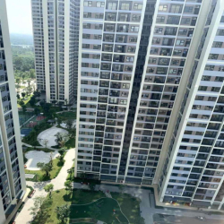 Cho thuê dài hạn nhà mới có sẵn máy lạnh