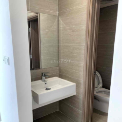 Cho thuê dài hạn nhà mới có sẵn máy lạnh