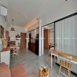 STUDIO BAN CÔNG GẦN AEON/CÔNG VIÊN NHÀ MỚI 30m2 FULL NỘI THẤT NEW NEW