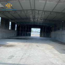𝐊𝐇𝐎: DTKV: 700m2; diện tích kho: 300m2➖17tr/th, PCCC, điện Ti