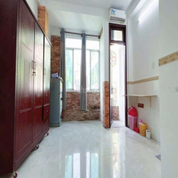 Căn hộ xịn xò full nội thất