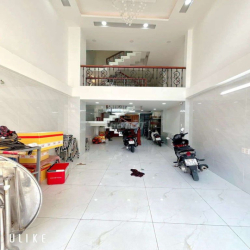 Nhà 1 trệt 1 lửng 3 lầu đường Bình Thành BHH B bình tân