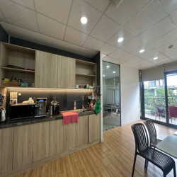 CHO THUÊ TÒA VĂN PHÒNG TRUNG TÂM Q1 2000M2