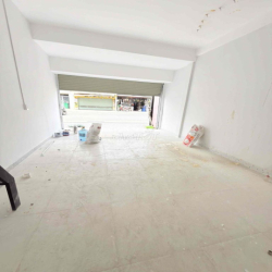 cho thuê MB kinh doanh có gác ở lại  Nguyễn kiệm