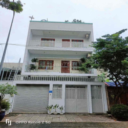 CHO THUÊ NHÀ PHẠM CÔNG TRỨ Q2, 7x14, 3 TẦNG ST, GIÁ CHO THUÊ 35 triệu