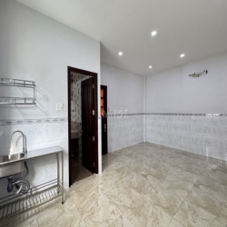 Phòng Trọ 30m2 Trung Tâm Q7 