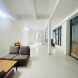 CHO THUÊ VILLA ĐƯỜNG CỬU LONG, P2, TÂN BÌNH - 8x25M 