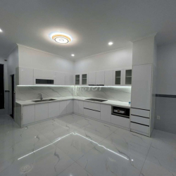 🇻🇳 CHO THUÊ NHÀ 3 TẦNG: LÝ TỰ TRỌNG - NGANG 7M