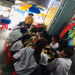 Sang quán cớm dang kinh doanh gấp