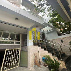 VILLA HẦM 2 LẦU 4 PHÒNG GIÁ 35 TRIỆU 