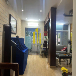 VILLA HẦM 2 LẦU 4 PHÒNG GIÁ 35 TRIỆU 