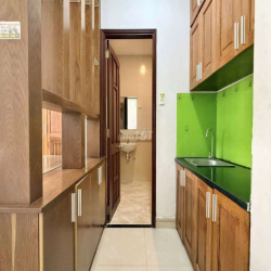 CĂN HỘ FULL NT CỬA SỔ TRỜI, TÁCH BẾP 1PN MỚI TOANH NGAY KHU TÊN LỬA