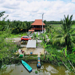 Mặt bằng kinh doanh Cafe/Sinh tố bờ sông thoáng mát – 3.5tr/tháng