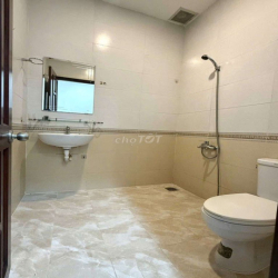 CĂN HỘ FULL NT CỬA SỔ TRỜI, TÁCH BẾP 1PN MỚI TOANH NGAY KHU TÊN LỬA