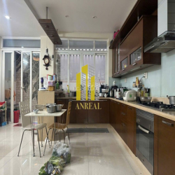VILLA HẦM 2 LẦU 4 PHÒNG GIÁ 35 TRIỆU 