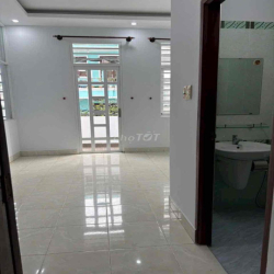 Cho Thuê Nhà Hẻm Xe Hơi (4,5x15m) 2Lầu ST 3PN Lê Đức Thọ.P6