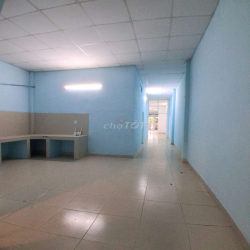 Nhà gần trường tiểu học Phú Tân mặt tiền đường nhựa lớn thông dài