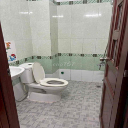 Cho Thuê Nhà Hẻm Xe Hơi (4,5x15m) 2Lầu ST 3PN Lê Đức Thọ.P6