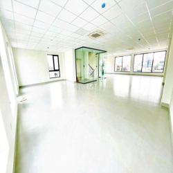 TOÀ NHÀ 1.680M2 KHU VĂN PHÒNG CAO CẤP P. TÂN ĐỊNH QUẬN 1