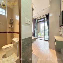 Căn hộ dịch vụ bancol studio/tách bếp Tân Phú