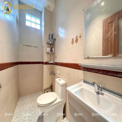 Căn hộ dịch vụ bancol studio/tách bếp Tân Phú