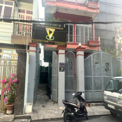 Cho thuê nhà mặt tiền KD Ca Văn Thỉnh 15tr/tháng 100m2