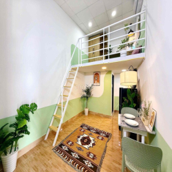 CĂN HỘ DỊCH VỤ FULL NỘI THẤT GÁC CAO 2m ĐƯỜNG TL 10 GẦN TÊN LỬA