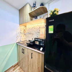 CĂN HỘ DỊCH VỤ FULL NỘI THẤT GÁC CAO 2m ĐƯỜNG TL 10 GẦN TÊN LỬA