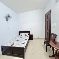 Phòng ngay UTC2 chỉ 1km, full nội thất có máy giặt chung, thang máy