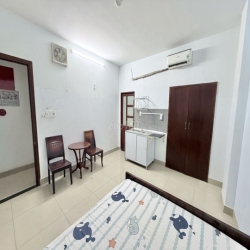 Phòng ngay UTC2 chỉ 1km, full nội thất có máy giặt chung, thang máy