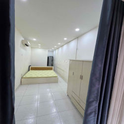 Nguyên Căn Mặt Tiền Trần Quang Khải Quận 1 - 33 trieu