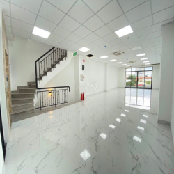 NHÀ ĐƯỜNG HOÀNG VIỆT DIỆN TÍCH: 5,5X20M HẦM TRỆT 4 LẦU CHO THUÊ