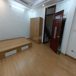 Cho thuê nhà riêng ngõ 302 Minh Khai - 35m2 - 5 tầng